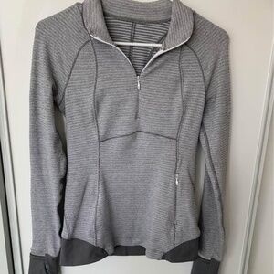 Lululemon Quarter Zip Top Layer sz 4